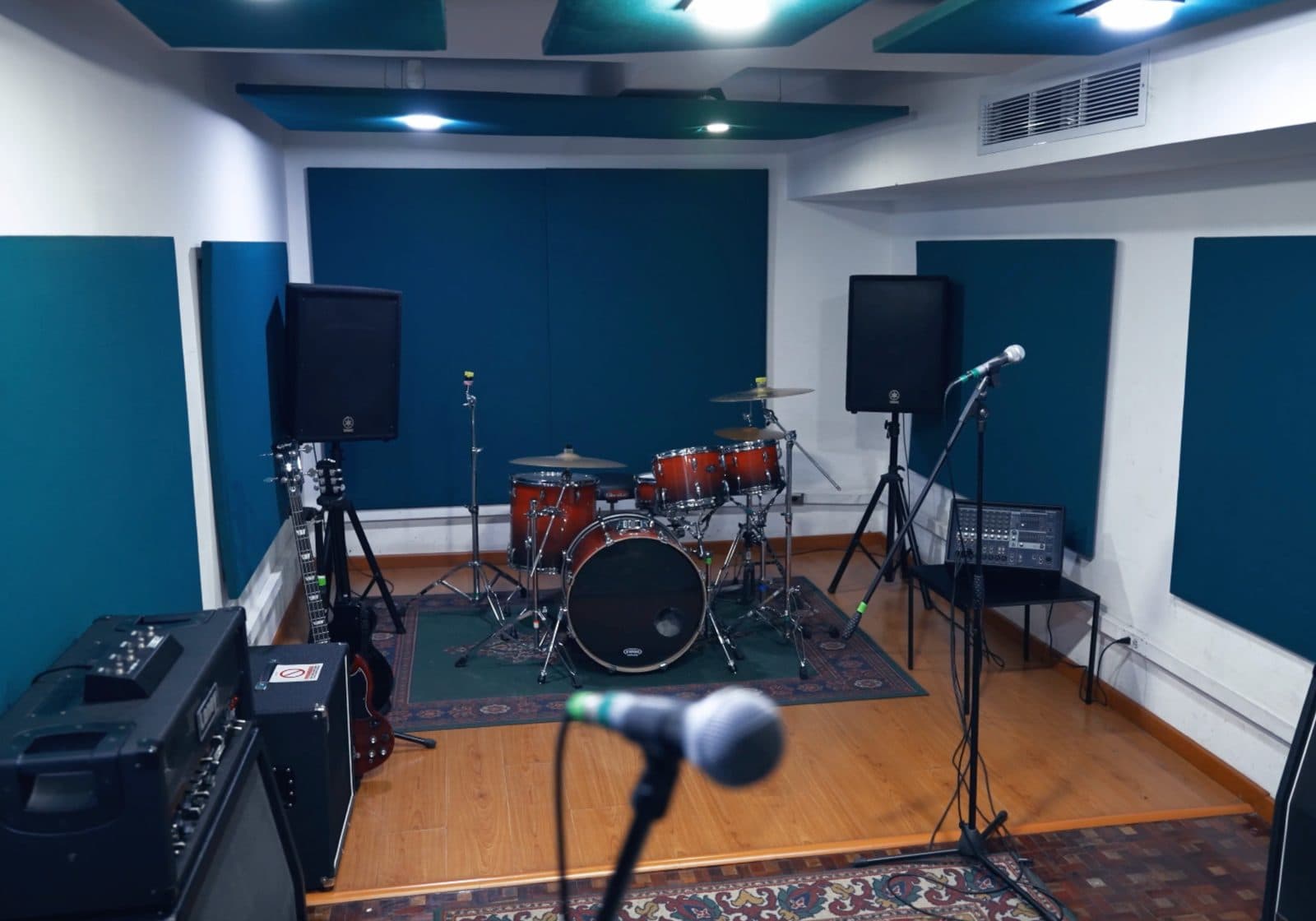 Sala B — El Toke